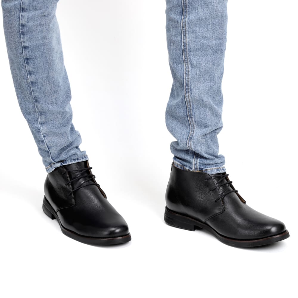 Bota Masculina Couro Chukka Santiago Preta 2